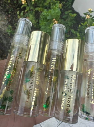 🌿 HONEY HEMP LIPGLOSS 🍯
